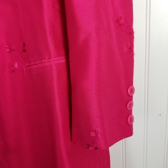 Newport News Silk Long Blazer Jacket Knee Length Embroidered Flowers Pink Sz 12 - Picture 11 of 13